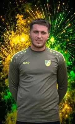 Czterech zawodników wraca do Zjednoczonych, Janek Ambrożak odchodzi do Zorzy Mostki