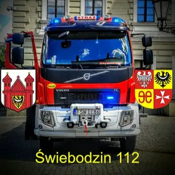 Kolizja na rondzie w Świebodzinie i pożar auta na A2. Utrudnienia w ruchu