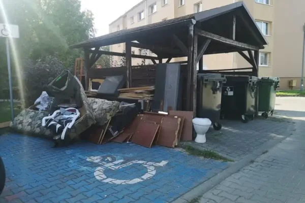 Gdzie wyrzucić stare meble? Trzy sposoby dla mieszkańców gminy Świebodzin