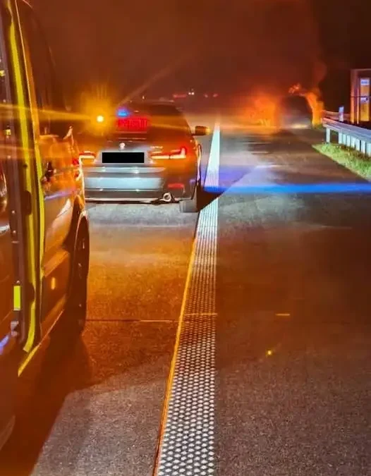 Pożar pojazdu na A2 – droga zablokowana na 55 km w kierunku Świecka
