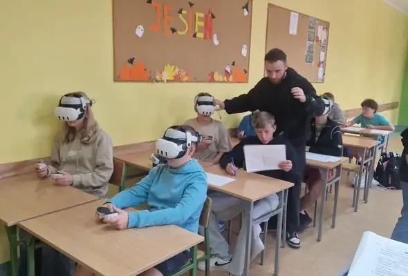 Uczniowie z Zielonej Góry odkrywali zawody dzięki wirtualnej rzeczywistości