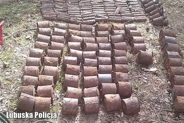 Niewybuch w lesie i na budowie. Policja ze Świebodzina apeluje o ostrożność