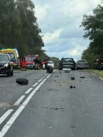 Wypadek na drodze Rusinów – Jordanowo. Służby ratunkowe na miejscu