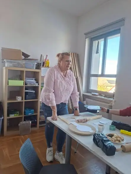 Ceramiczne warsztaty w Centrum Kultury i Biblioteki – relacja i zapowiedź kolejnego spotkania